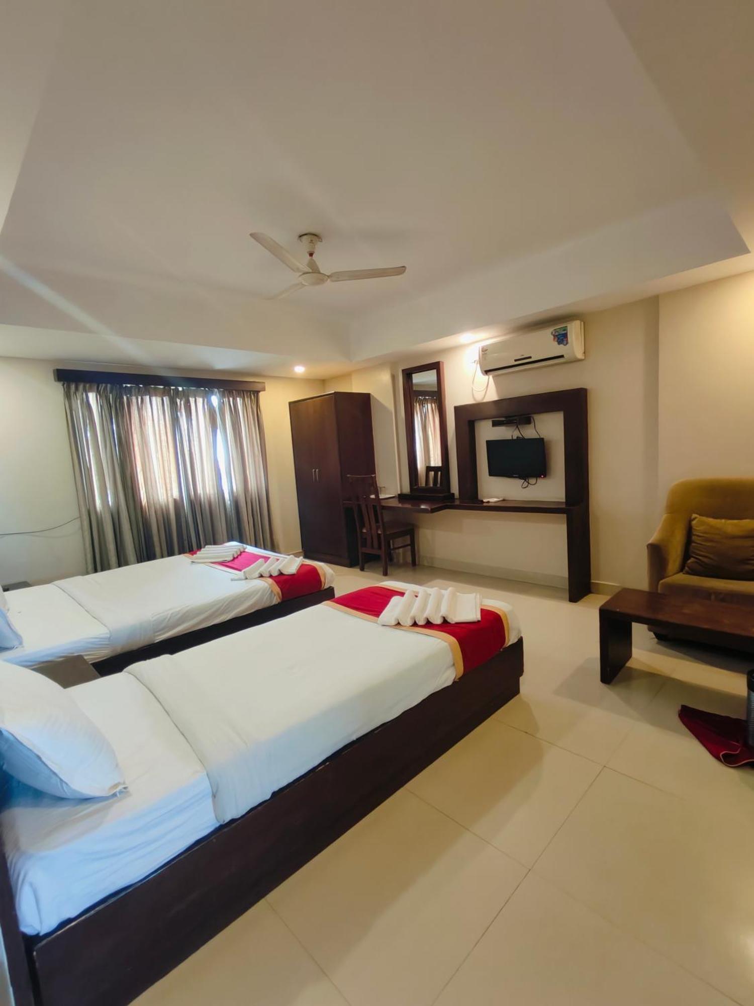 Green Wood Inn Mysore Near Palace Exterior foto
